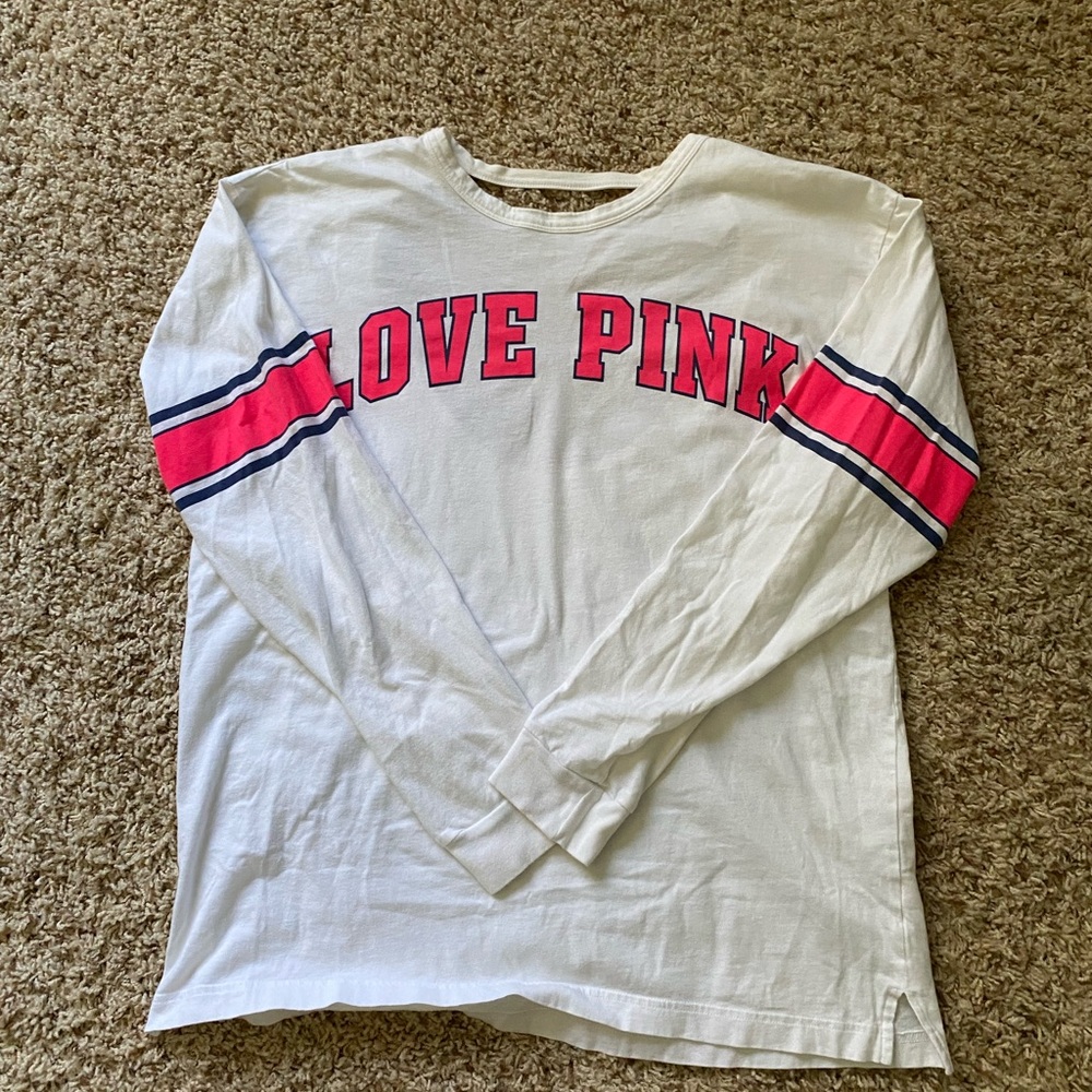 Victoria’s Secret PINK long sleeve with back cut out, very lightly worn.